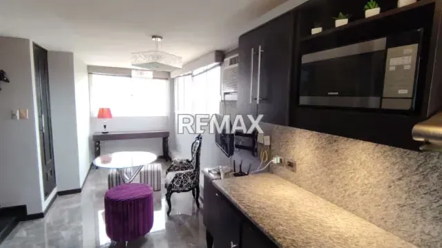 Apartamento en Alquiler en 5 de Julio Resd.La Castellana - 8