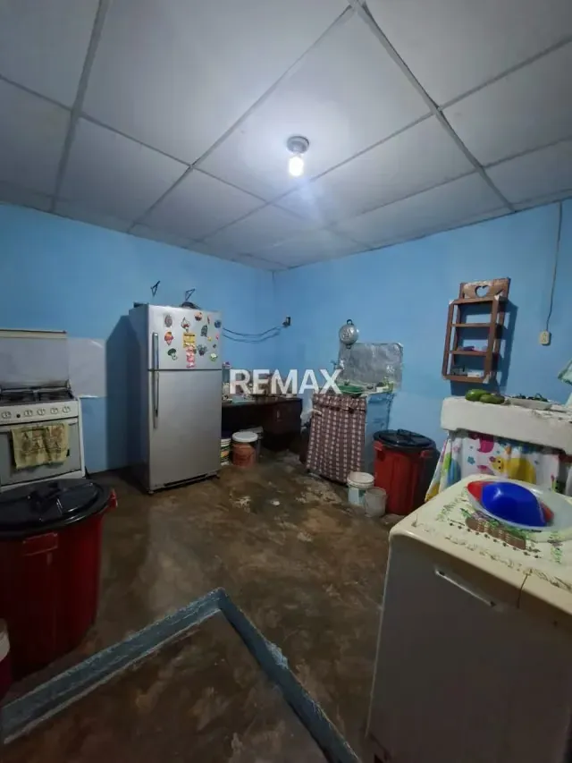 SE VENDE CASA EN SANTA ROSA - 5