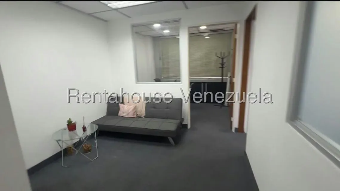 Oficina en Venta en Santa Paula, Distrito Metropolitano - 4