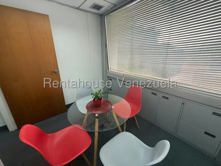 Oficina en Venta en Santa Paula, Distrito Metropolitano - 5