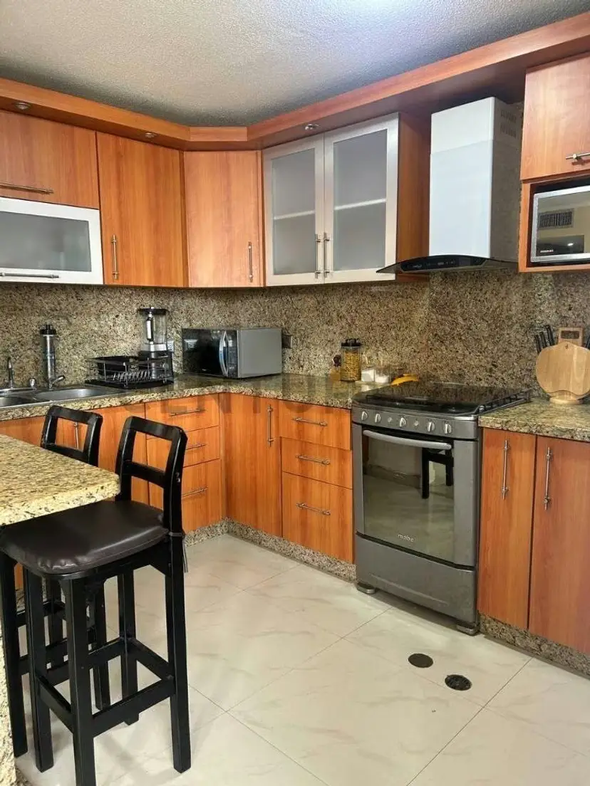 Century 21 Las Olas, ofrece Apartamento en Alquiler Vacacional en Lechería: