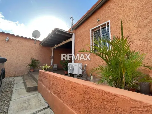 EN VENTA COMODA Y ACOGEDORA CASA EN LA AV JUAN BAUTISTA ARISMENDI, PORLAMAR, ISLA DE MARGARITA - 18