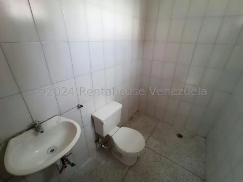 Oficina en Alquiler en Avenida Miranda, Aragua - 23