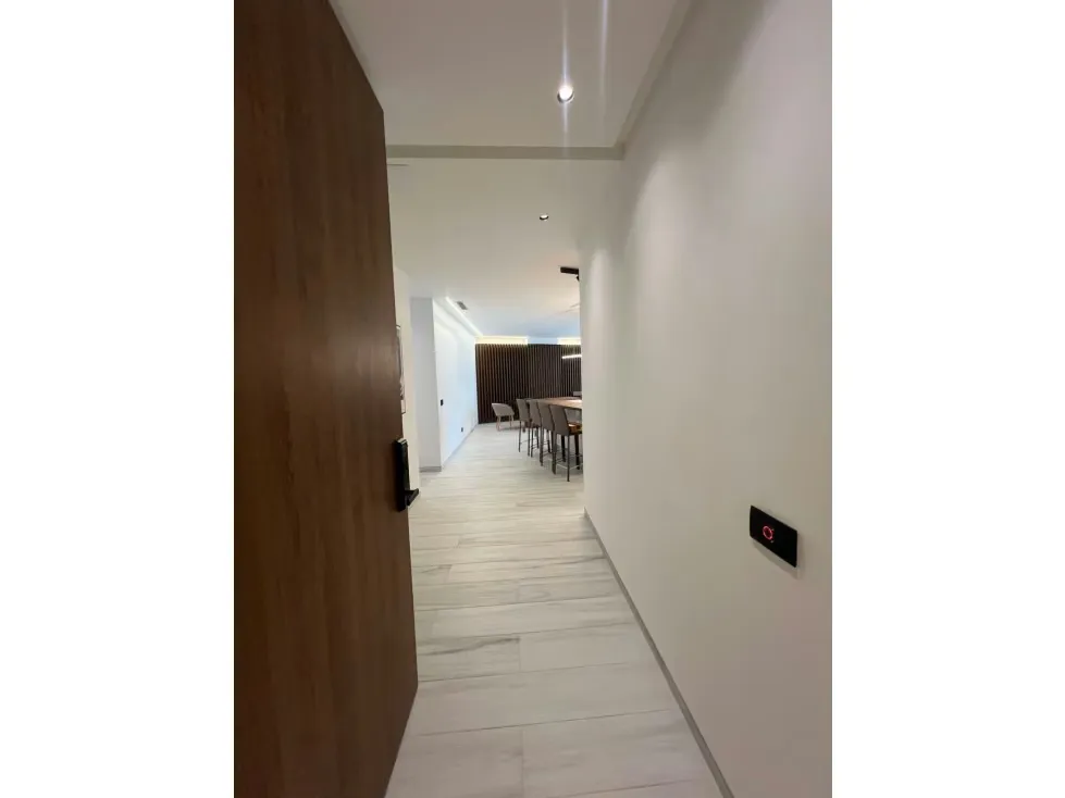 Vendo apartamento 173m2 Las Mercedes 5067