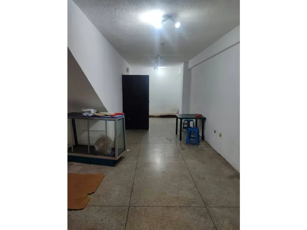 Local Comercial en Venta en Catia 420mts/2B/1PE - 7