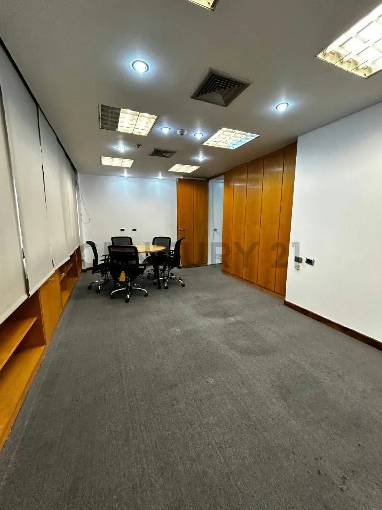 RCh - Alquiler de Oficina en Santa Eduvigis, Torre Poliprima - 9