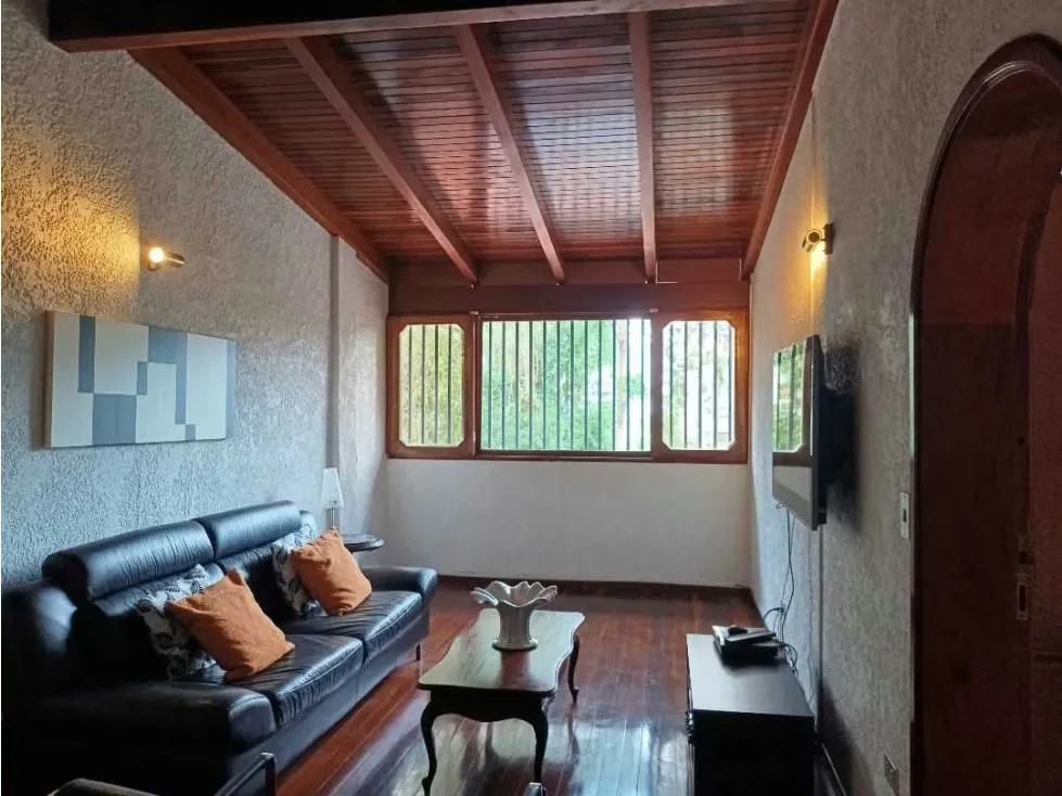Se Vende Excelente Casa de 485 m2 en Los Naranjos del Cafetal - 11