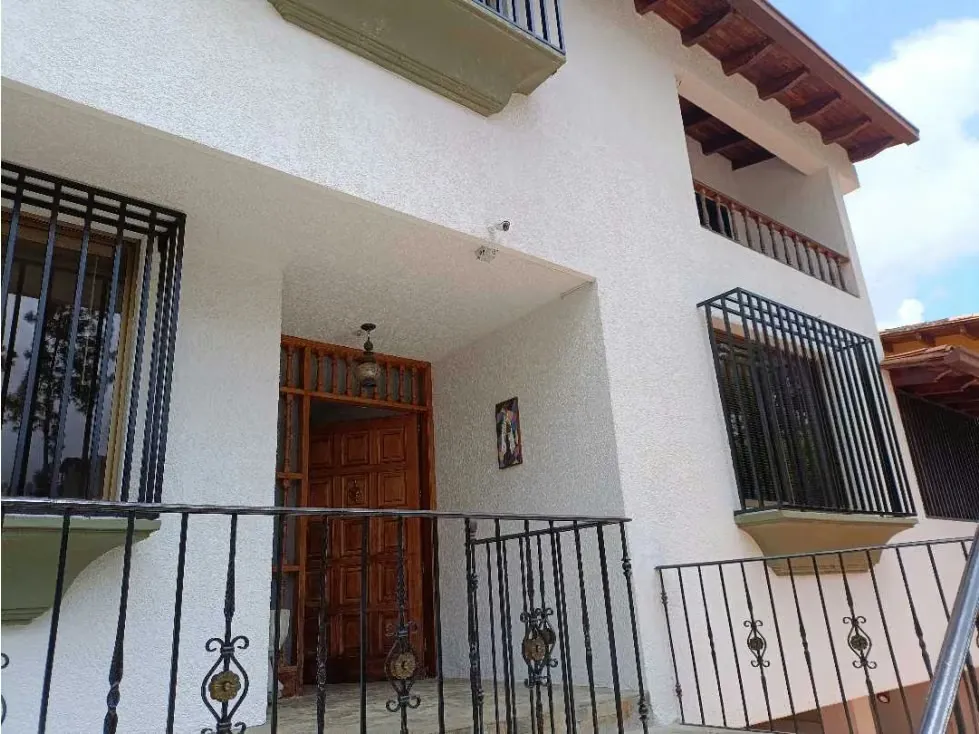 Se Vende Excelente Casa de 485 m2 en Los Naranjos del Cafetal - 3