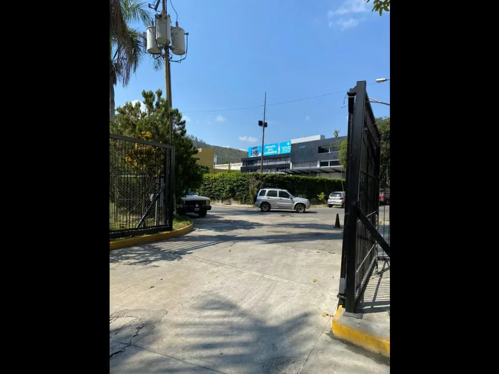Vendo edificio industrial 7.349m2 La Trinidad 9767 - 15