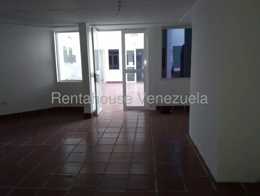 Local Comercial en Alquiler en Centro, Lara - 11