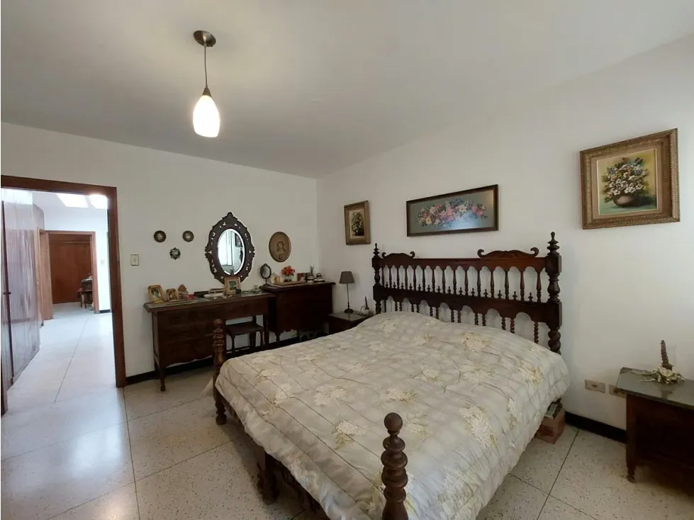 Vendo casa 417m2 San Roman 9052 - 13
