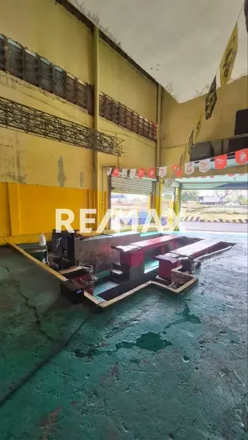 SE VENDE CENTRO DE LUBRICACION, Circunvalación No.1 - 5