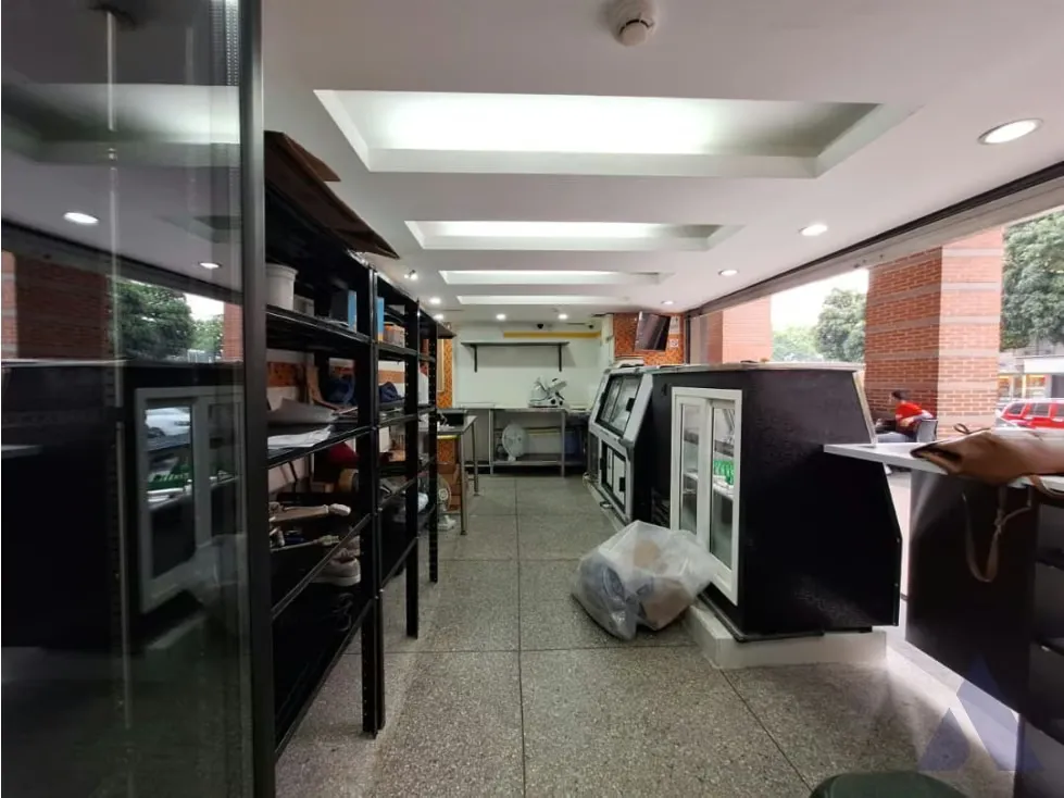 Vendo Fondo de comercio Local 80m2 Los Dos Caminos 9732 - 5
