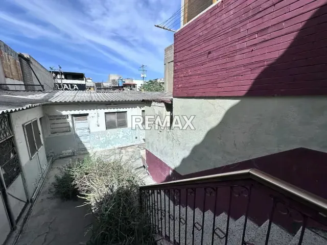 Alquiler de Edificio Comercial Avenida Bolivar - 2