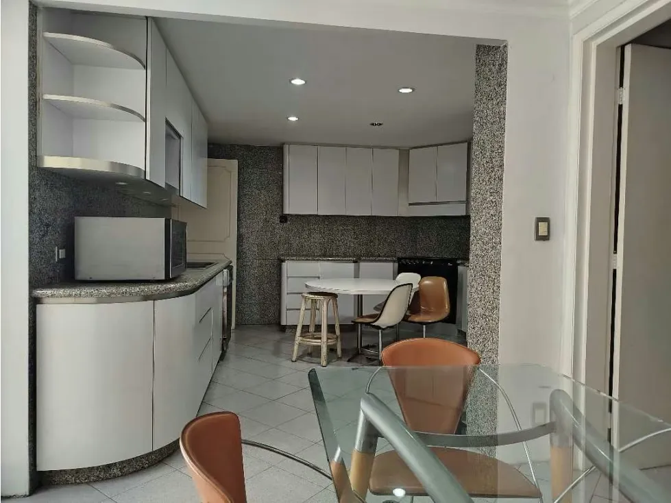 En Venta Edificio y Casa con terreno 2.547M2 en total La Floresta - 19