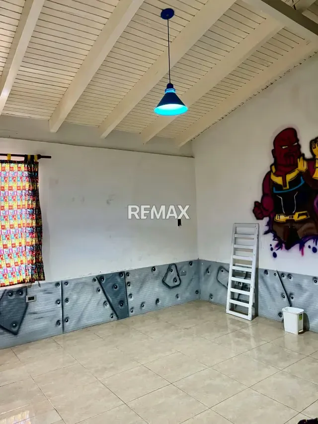 CASA EN VENTA URBANIZACION COLINAS DE GUATAPARO DE UNA SOLA PLANTA - 9