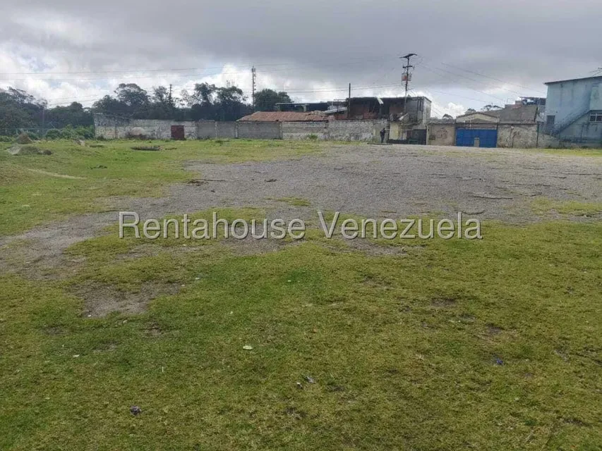 Terreno (Comercial) en Venta en El Junquito, Distrito Metropolitano - 2