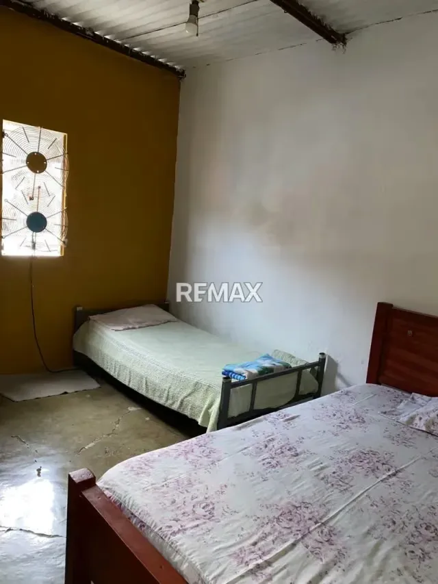 CASA EN VENTA EN AV. SUCRE, CATIA CARACAS - 19