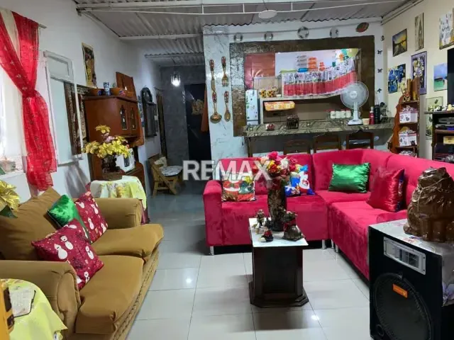 CASA EN VENTA EN AV. SUCRE, CATIA CARACAS - 10