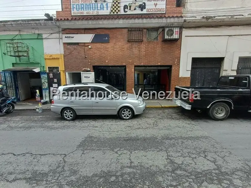 Local Comercial en Alquiler en Quinta Crespo, Distrito Metropolitano