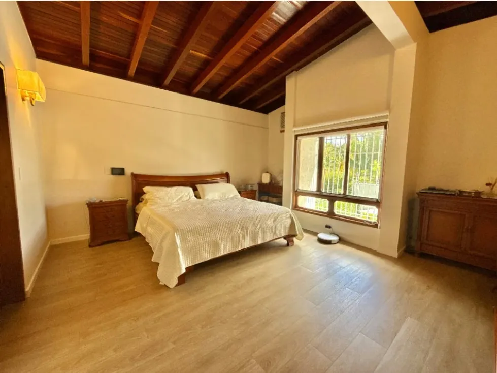 Se vende/alquila casa 1018 m2 Los Chorros - 15