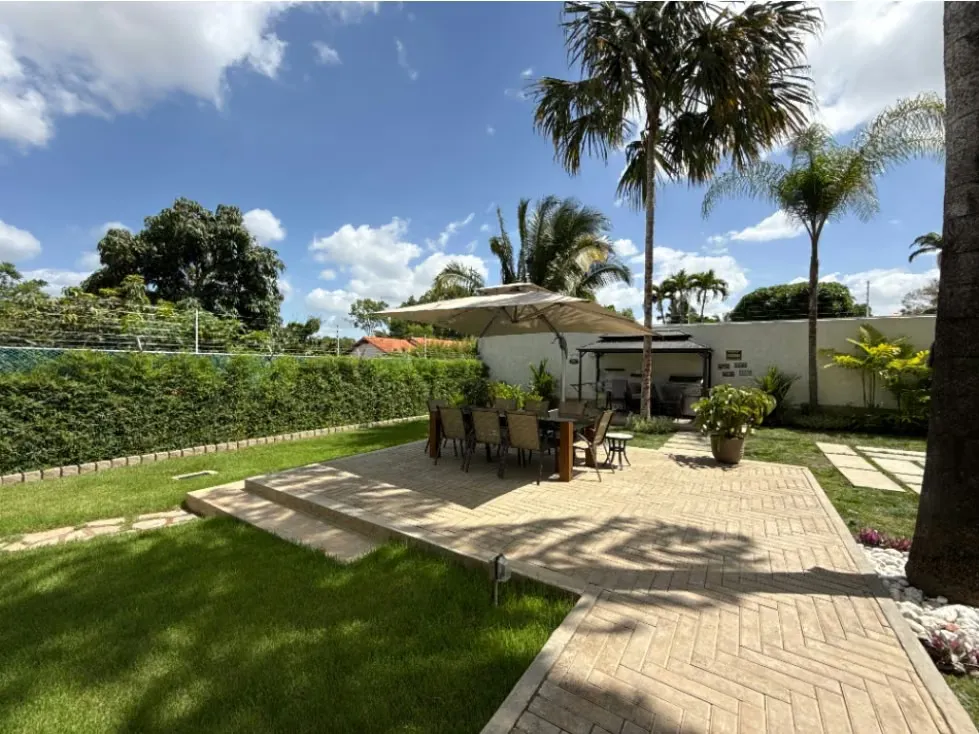 Se vende/alquila casa 1018 m2 Los Chorros - 4