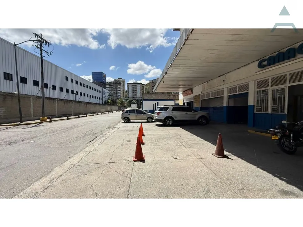Se alquila Galpon 1000m² 4p Los Ruices - 22