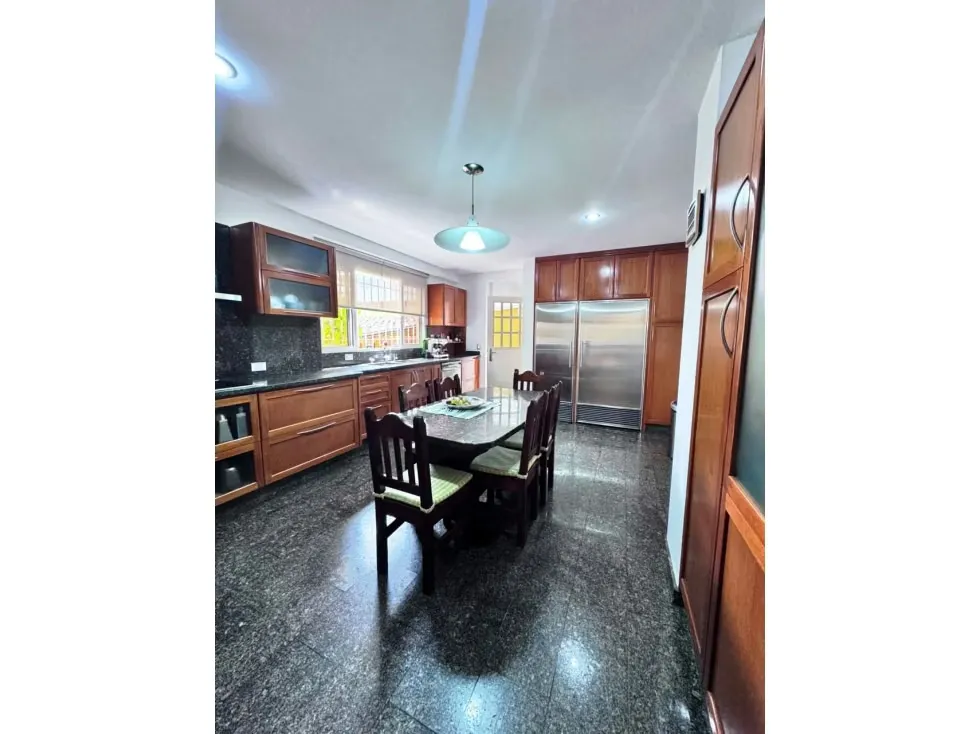 CASA - ALTO HATILLO - 300 Mts2 - 5