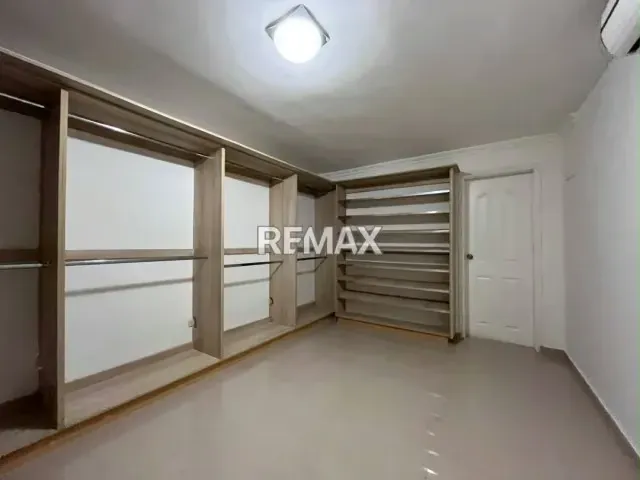 Hermosa Casa Quinta Urb Doral Norte - 6
