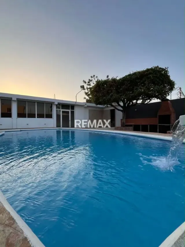Hermosa Casa Quinta Urb Doral Norte - 10