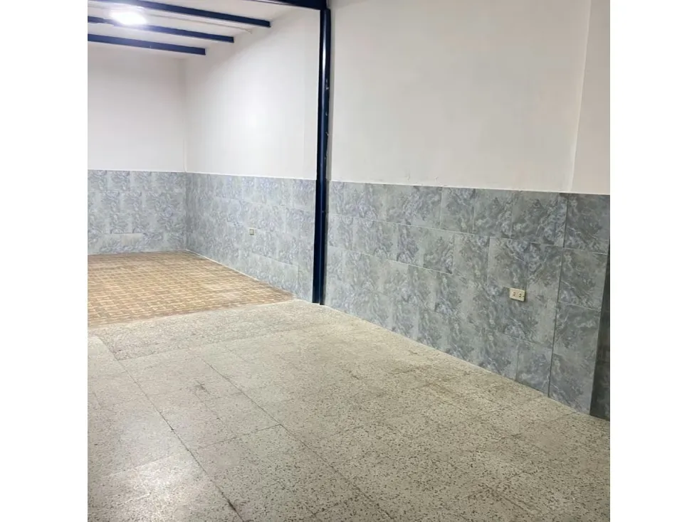 Alquiler PB de una casa para uso comercial o depósito en Catia - 6