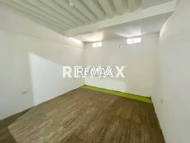 Local comercial en la PUerta Maraven - 4