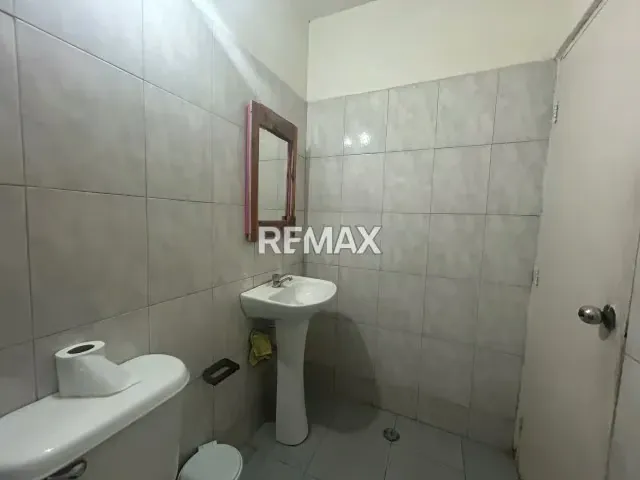 Local comercial en la PUerta Maraven - 6