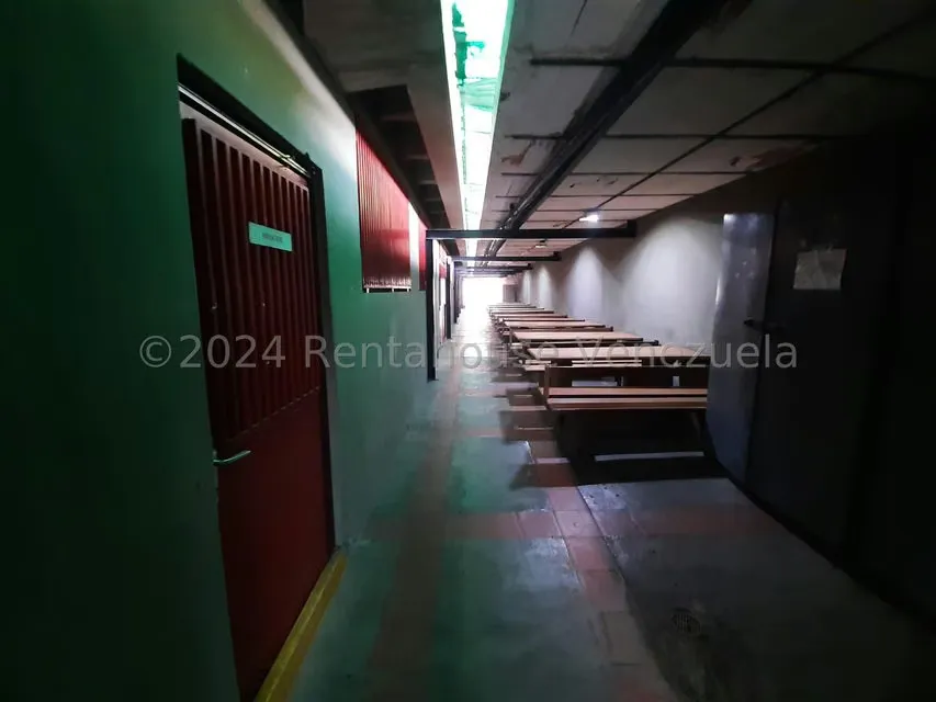 Edificio en Venta en Palo Verde, Distrito Metropolitano - 5