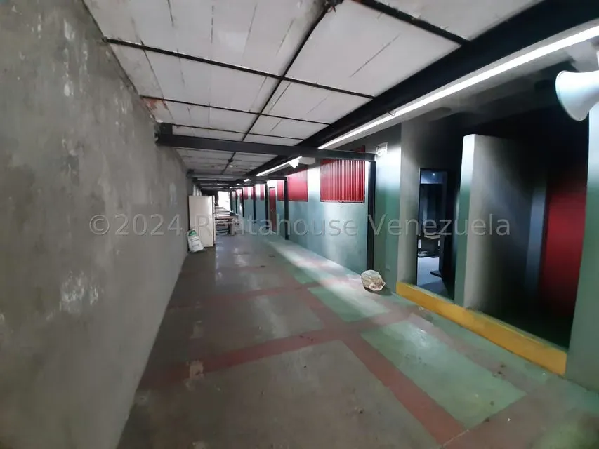 Edificio en Venta en Palo Verde, Distrito Metropolitano - 7