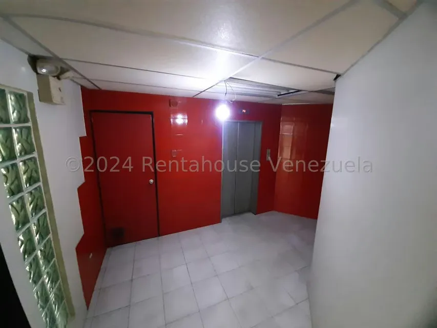 Edificio en Venta en Palo Verde, Distrito Metropolitano - 8