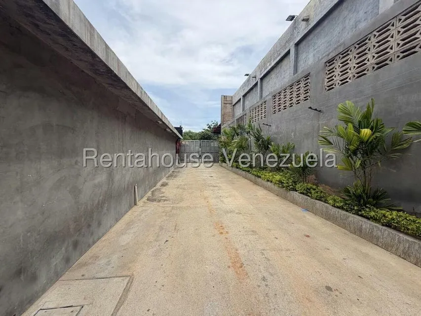 Comercial (Local Comercial) en Venta en Cumana, Zulia - 8