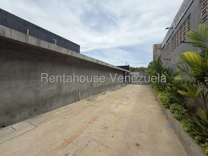 Comercial (Local Comercial) en Venta en Cumana, Zulia - 9