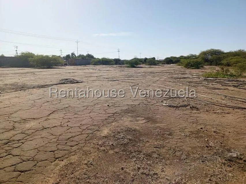 Terreno (Industrial) en Venta en Via Principal, Zulia - 15