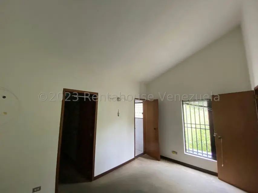 Casa (Multipes Niveles) en Venta en La Lagunita Country Club, Distrito Metropolitano - 66