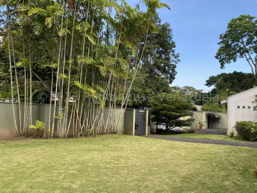 Casa (Multipes Niveles) en Venta en La Lagunita Country Club, Distrito Metropolitano - 84