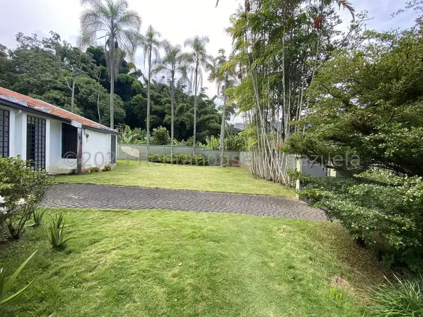 Casa (Multipes Niveles) en Venta en La Lagunita Country Club, Distrito Metropolitano - 97