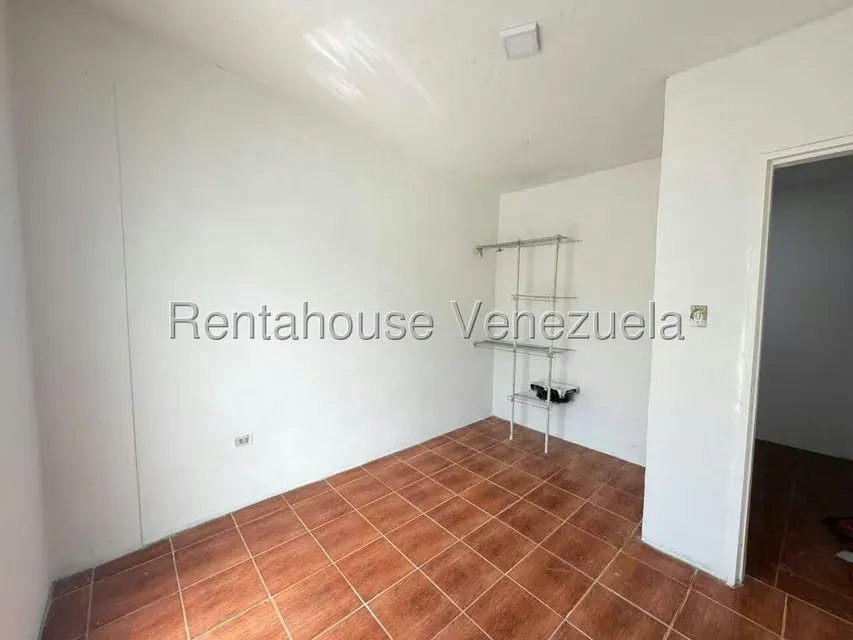 Apartamento (1 Nivel) en Alquiler en La Montanita, Lara - 7