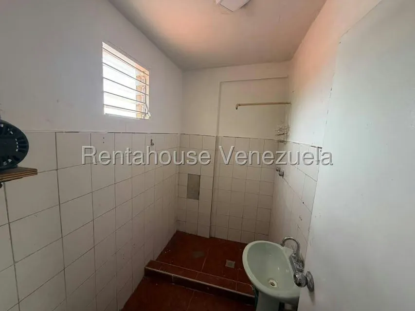 Apartamento (1 Nivel) en Alquiler en La Montanita, Lara - 10