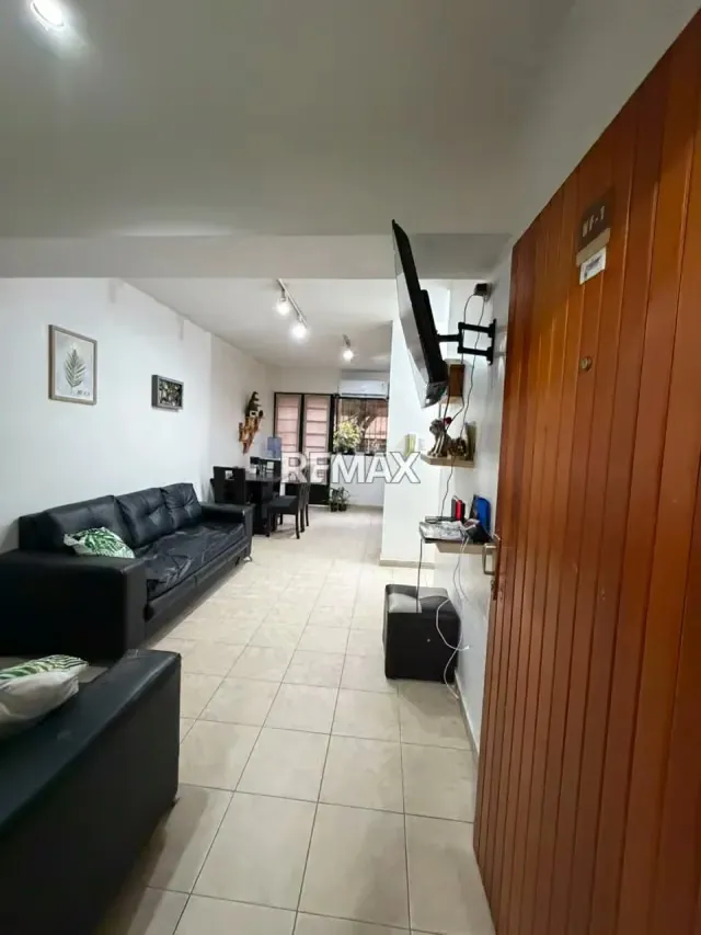 APARTAMENTO EN VENTA EN PRIMER PISO LAS ACACIAS - 2