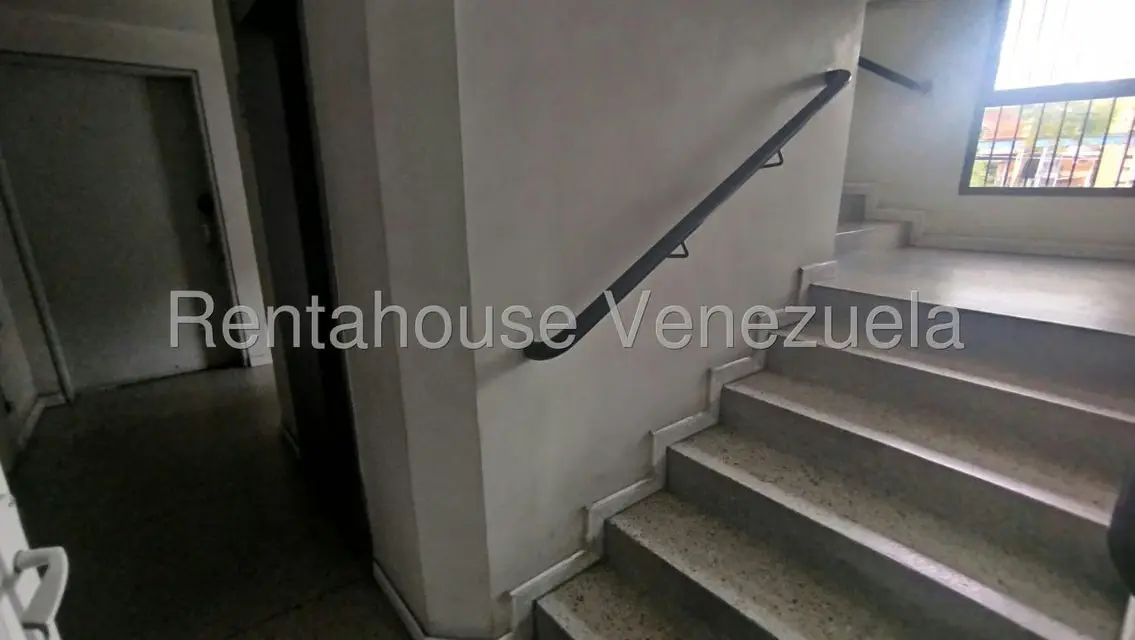 Oficina en Alquiler en Municipio Guaicaipuro, Miranda - 14