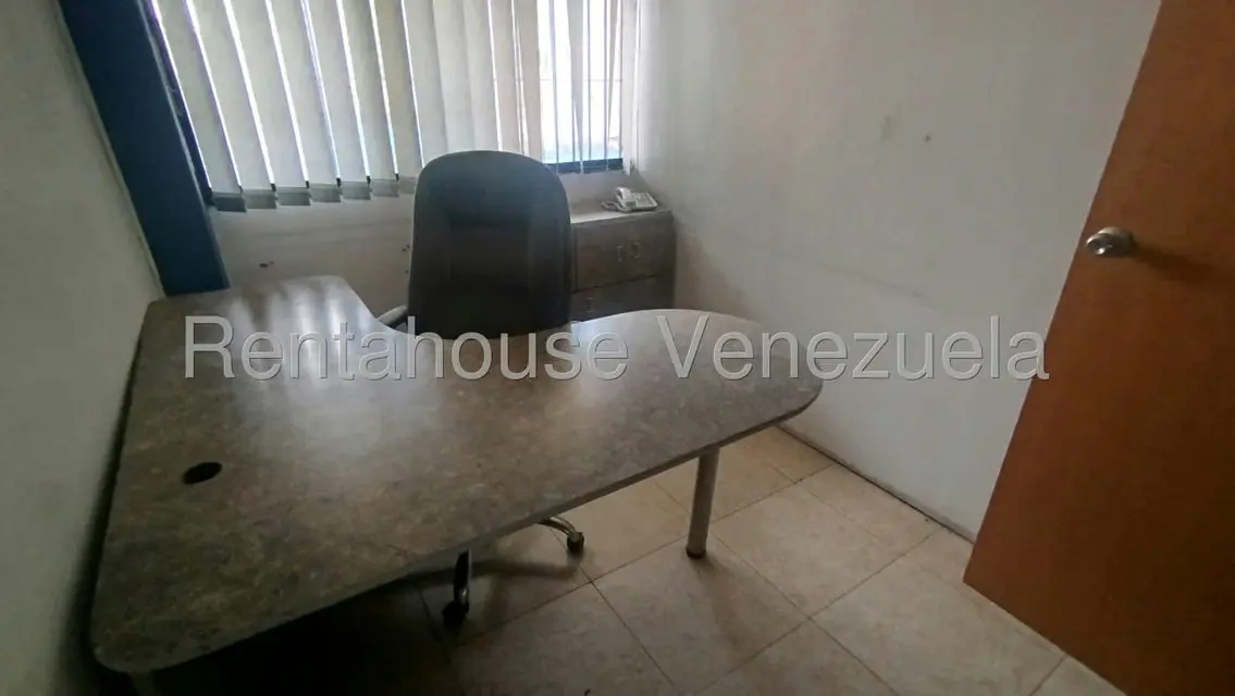 Oficina en Alquiler en Municipio Guaicaipuro, Miranda - 6