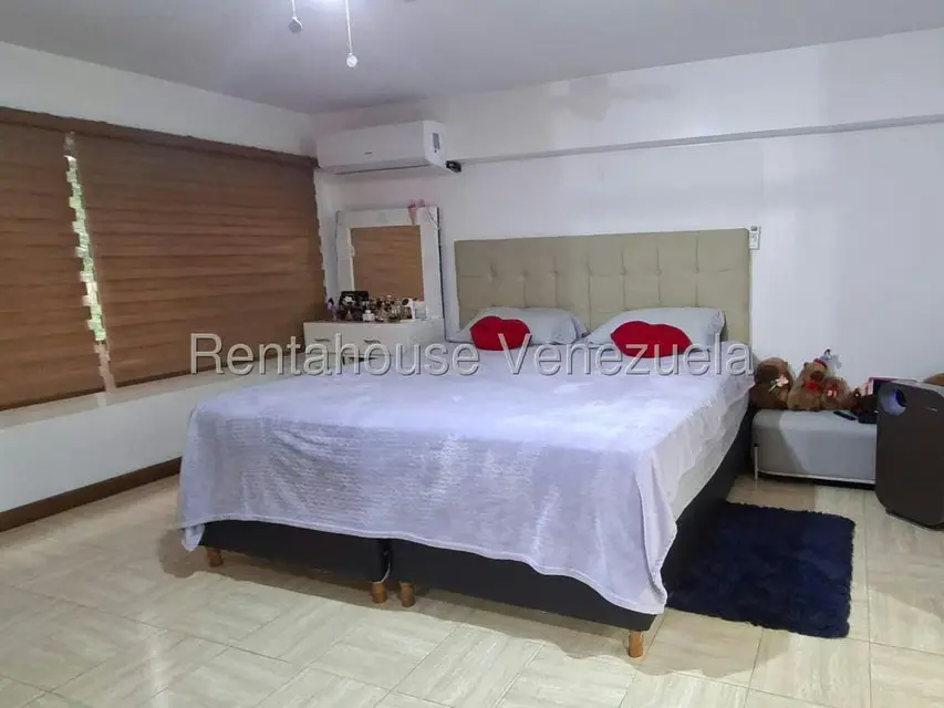 Apartamento (Penthouse) en Venta en Cumbres de Curumo, Distrito Metropolitano - 16