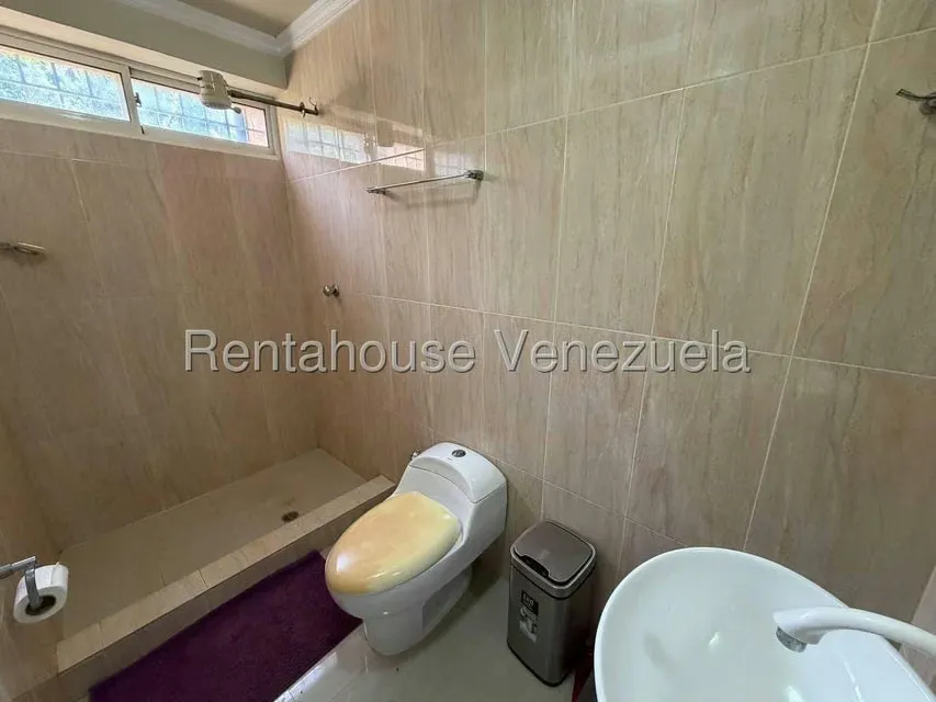 Apartamento (1 Nivel) en Venta en Carretera H, Zulia - 16