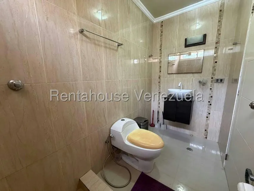 Apartamento (1 Nivel) en Venta en Carretera H, Zulia - 17
